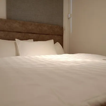 Bayu Temiang Luxury Design 7~8 Pax Apartment Seremban Exterior photo