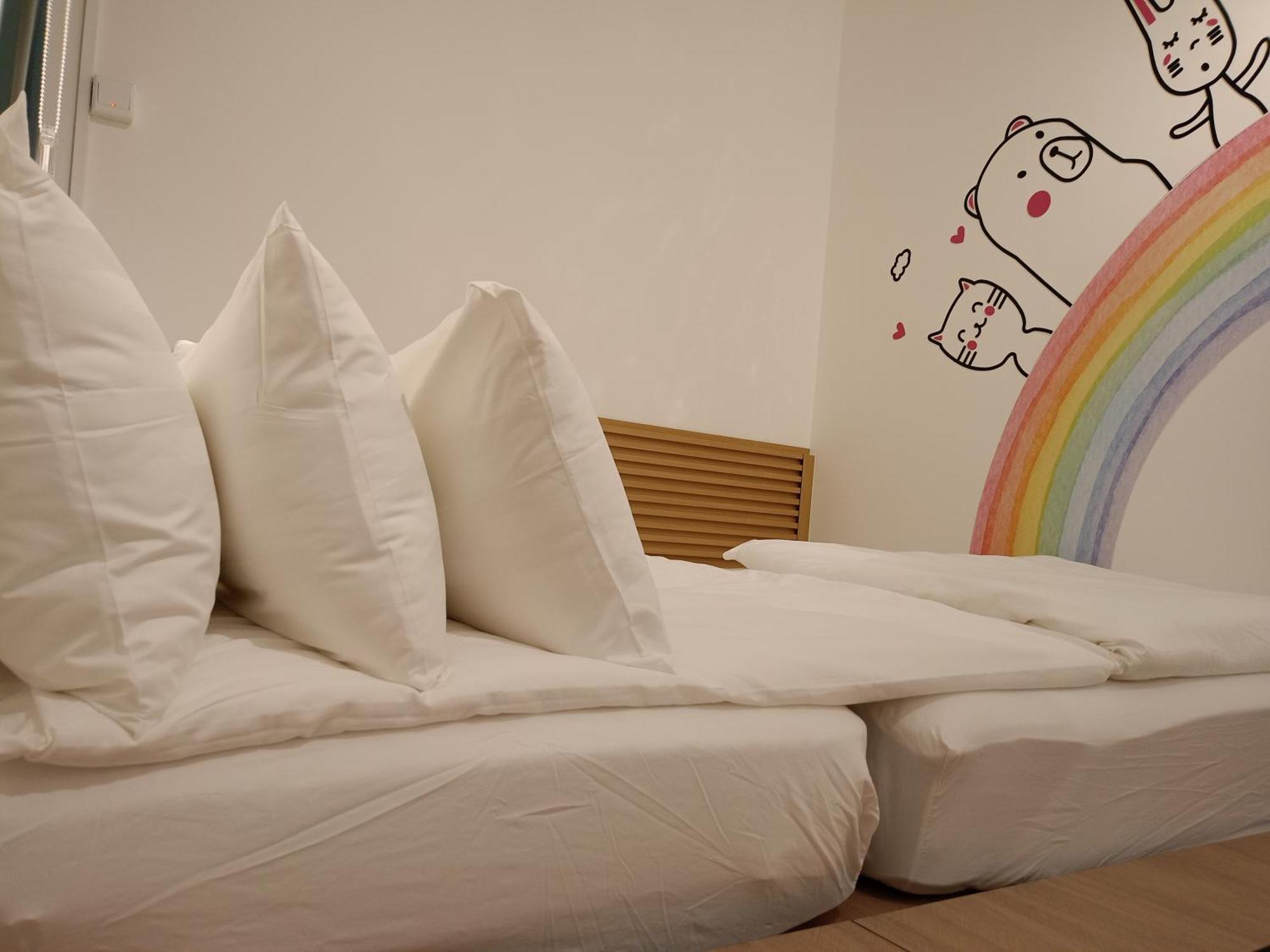 Bayu Temiang Luxury Design 7~8 Pax Apartment Seremban