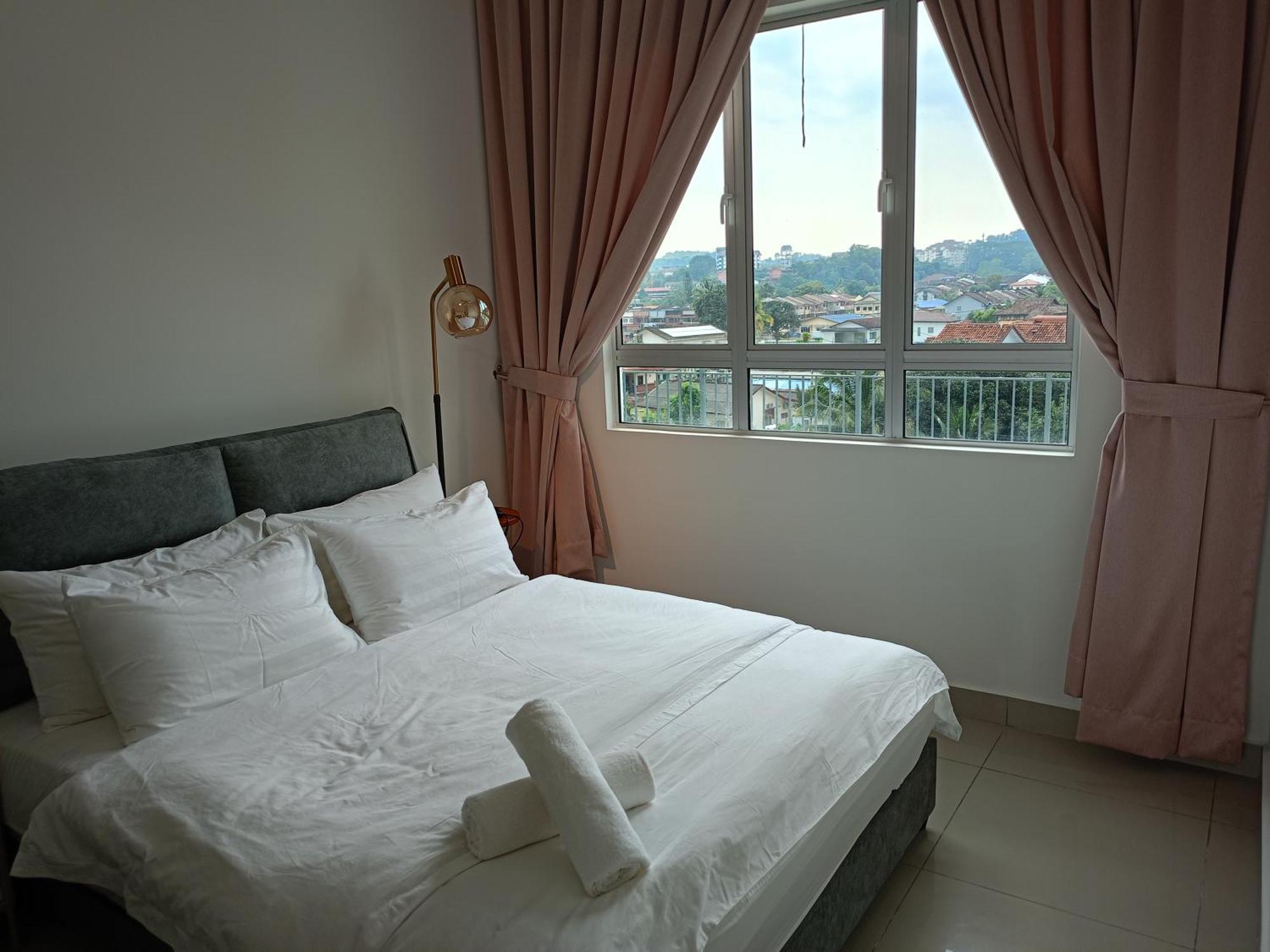 Bayu Temiang Luxury Design 7~8 Pax Apartment